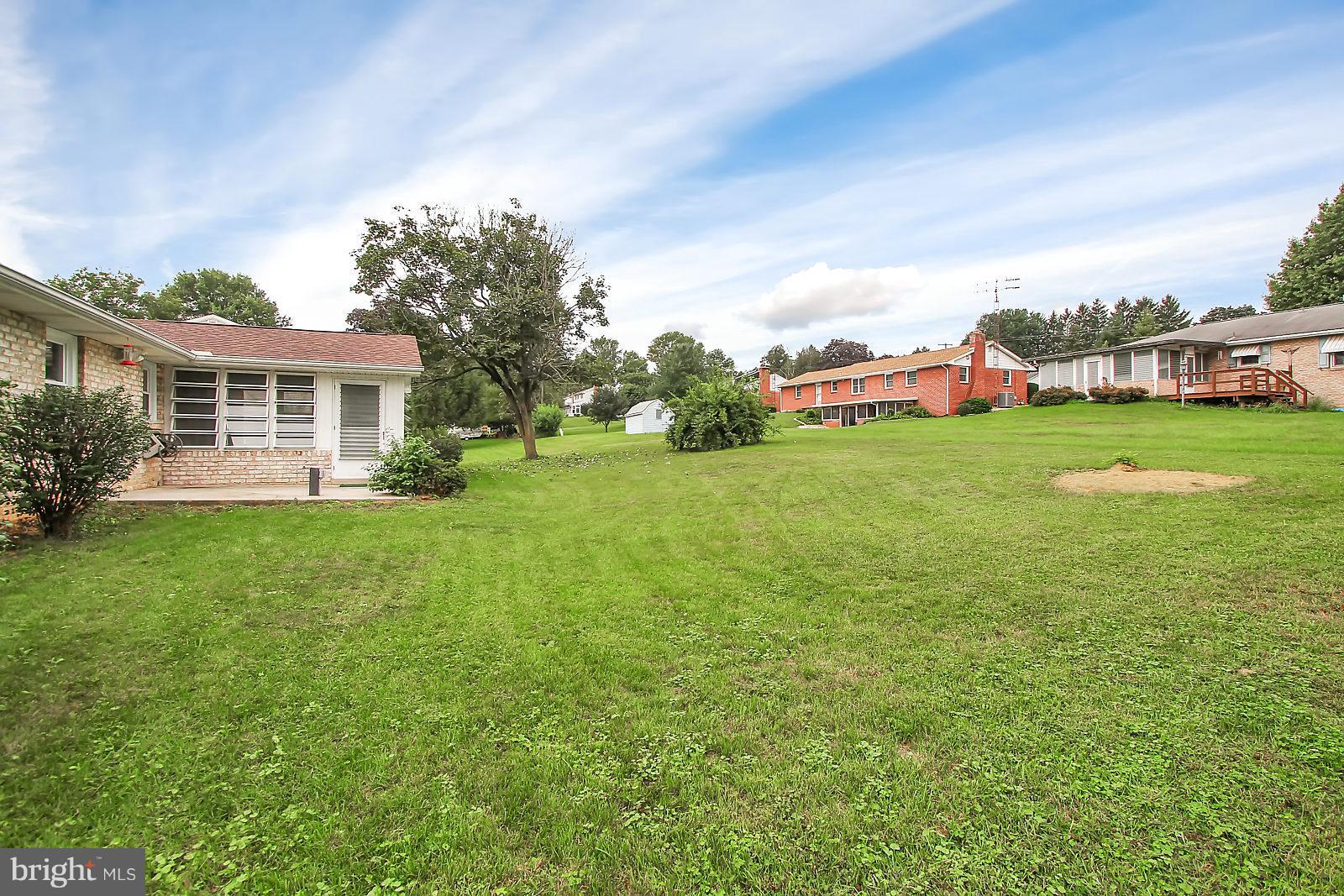 180 Margate Road York, PA 17408 - Photo 24 of 26