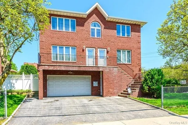 $6,500 | 315 Washington Avenue, Unit 1, New Rochelle, NY 10801