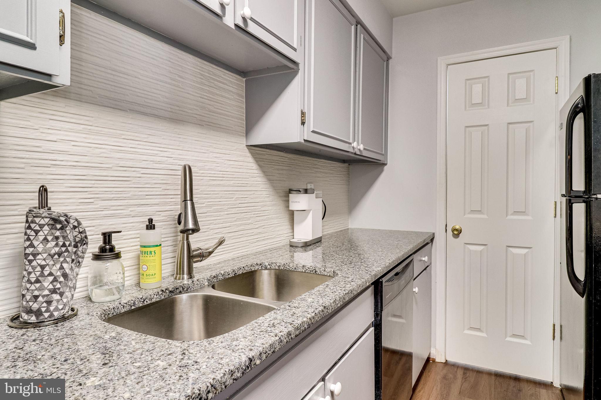 5906 Bayshire Road, Unit K Springfield, VA 22152 - Photo 10 of 31 Gallery Image 10