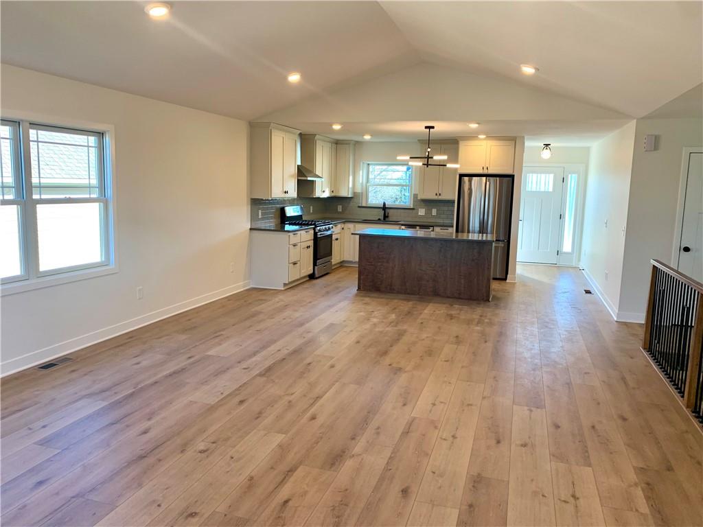 2701 Meadow Ridge Drive St. Joseph, MO 64504 - Photo 12 of 46
