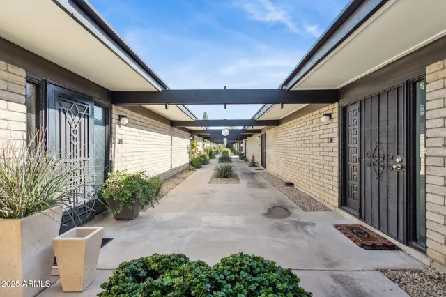 $490,000 | 110 West Missouri Avenue, Unit 25, Phoenix, AZ 85013