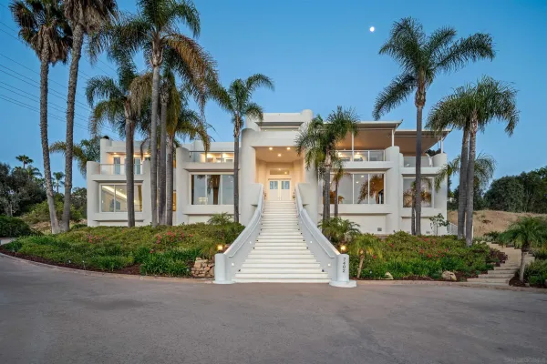 $5,470,000 | 7402 Cadencia Street, Carlsbad, CA 92009