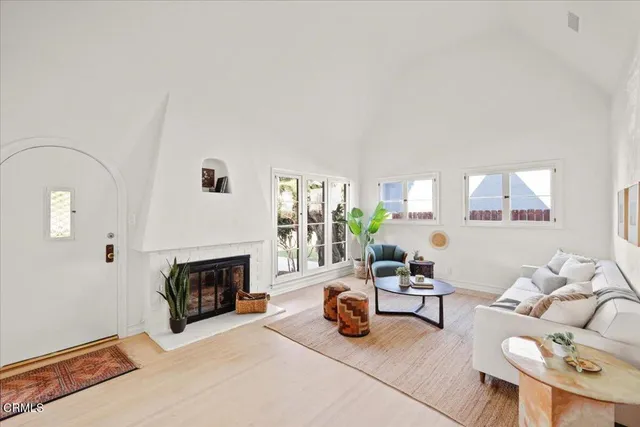 $1,559,000 | 1632 Oak Grove Drive, Los Angeles, CA 90041