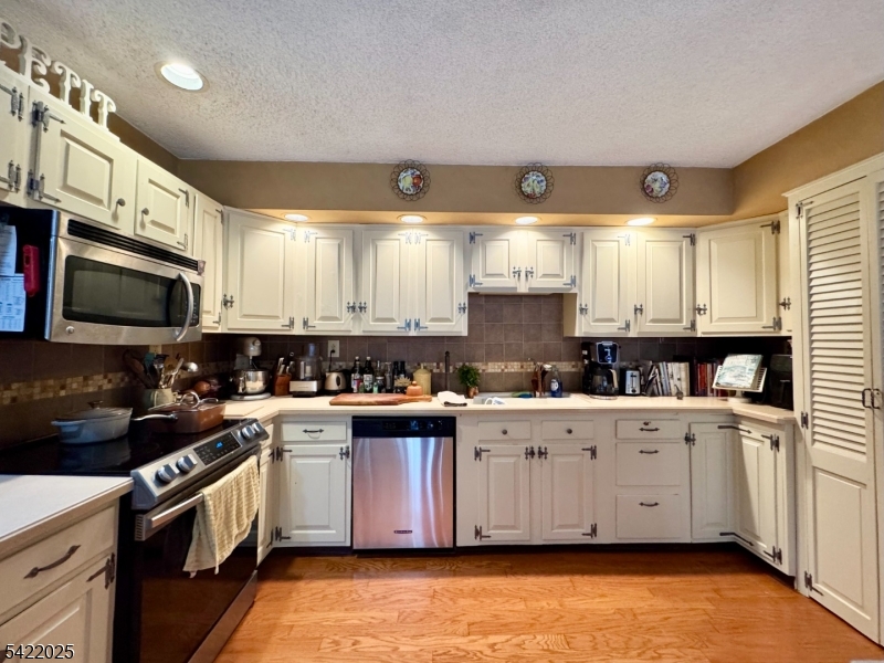 202 Millbrook Road Blairstown, NJ 07825 - Photo 16 of 32