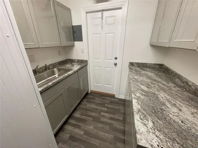 $1,100 | 15 South Dollins Avenue, Orlando, FL 32805