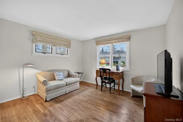 $825,000 | 107 Whittier Drive, Thornwood, NY 10594