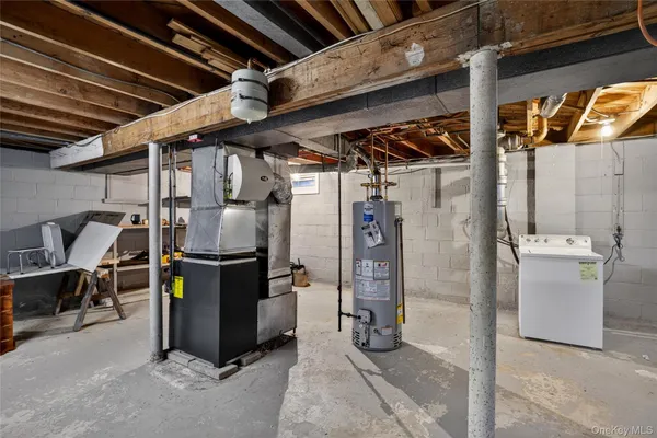 $825,000 | 107 Whittier Drive, Thornwood, NY 10594