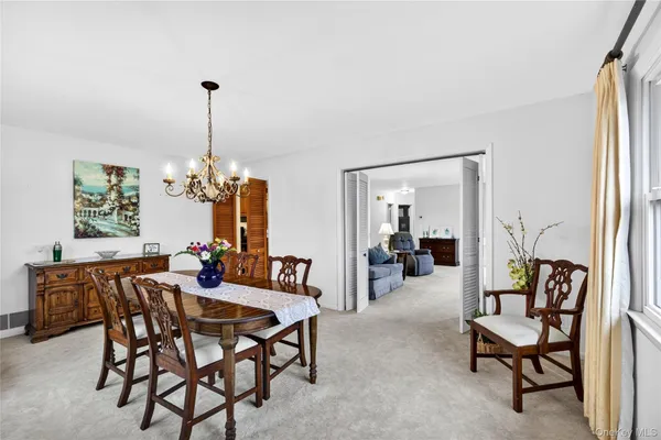 $825,000 | 107 Whittier Drive, Thornwood, NY 10594