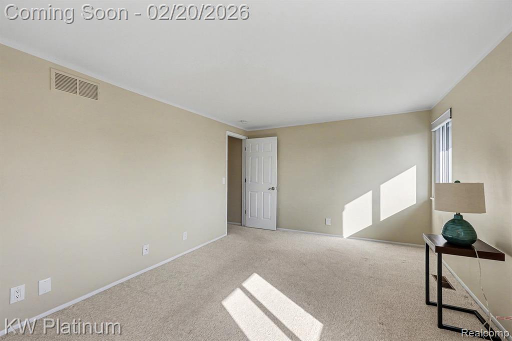 2959 Meadowbrook Drive Rochester Hills, MI 48309 - Photo 16 of 34