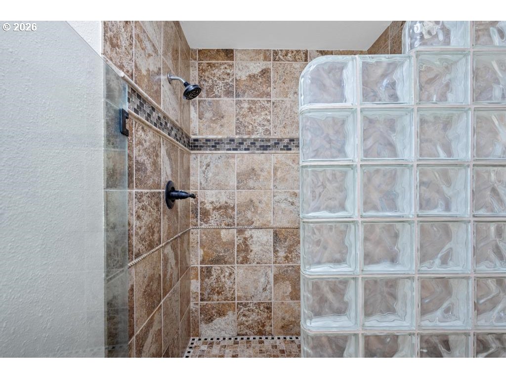15530 Northwest Old Pumpkin Ridge Road North Plains, OR 97133 - Photo 20 of 48 Bathroom, Attached