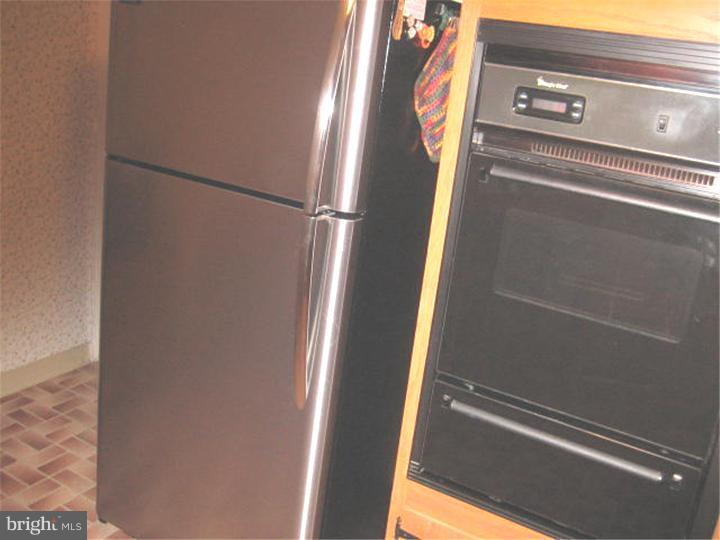 16 Sheffield Road East Windsor, NJ 08520 - Photo 8 of 24 Kitchen