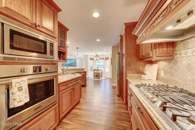 $854,000 | 700 West 8th St Circle, Lynn Haven, FL 32444