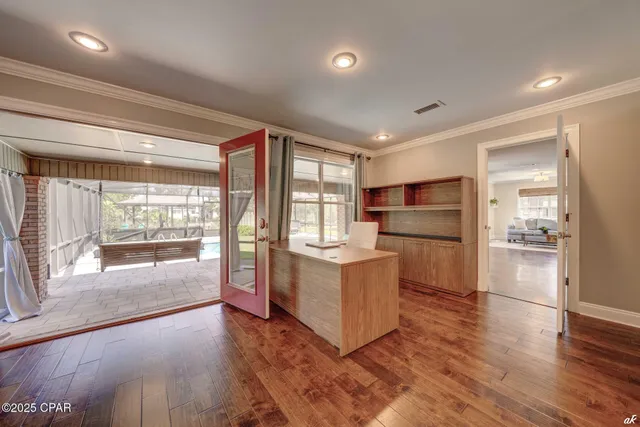 $854,000 | 700 West 8th St Circle, Lynn Haven, FL 32444