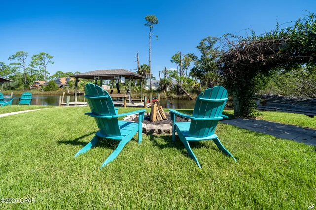 $854,000 | 700 West 8th St Circle, Lynn Haven, FL 32444