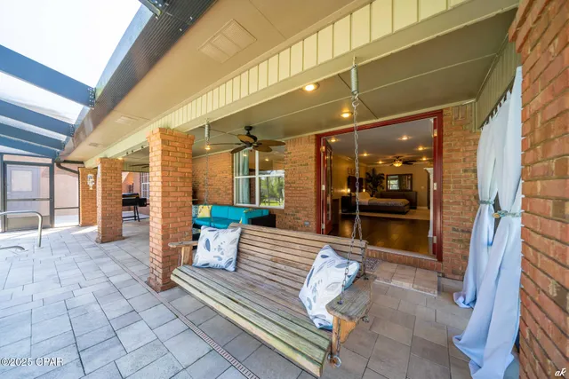 $854,000 | 700 West 8th St Circle, Lynn Haven, FL 32444