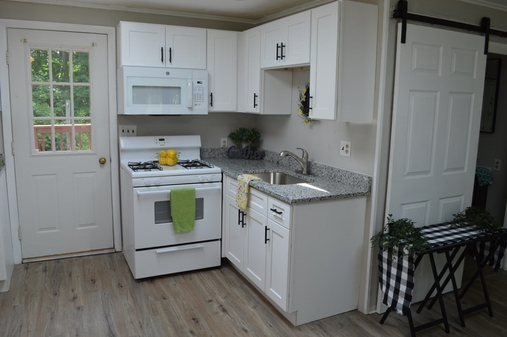 60 Birch Hill Road Douglas, MA 01516 - Photo 5 of 25 Gallery Image 5
