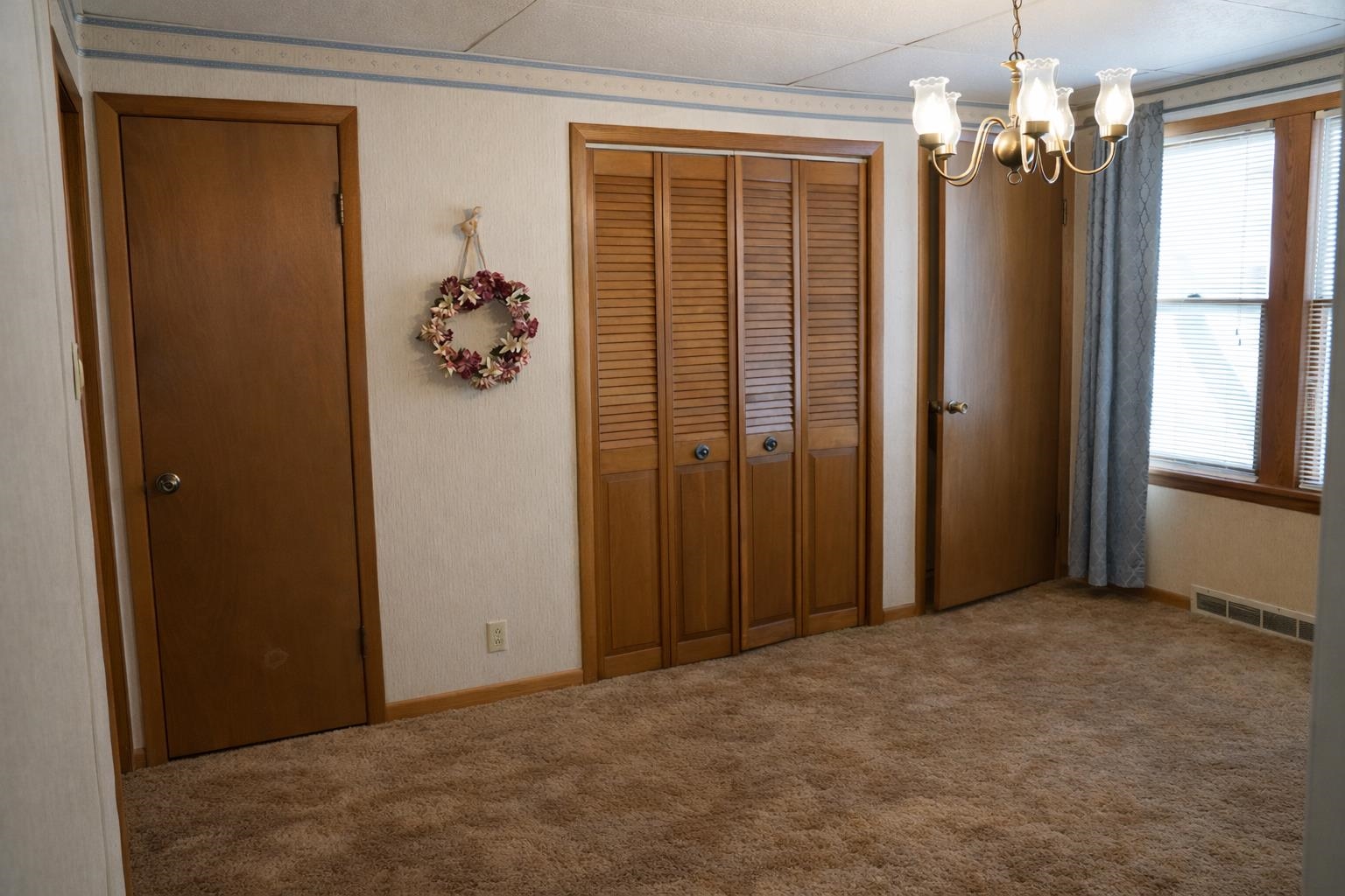 731 West Elsie Street Appleton, WI 54914 - Photo 4 of 12