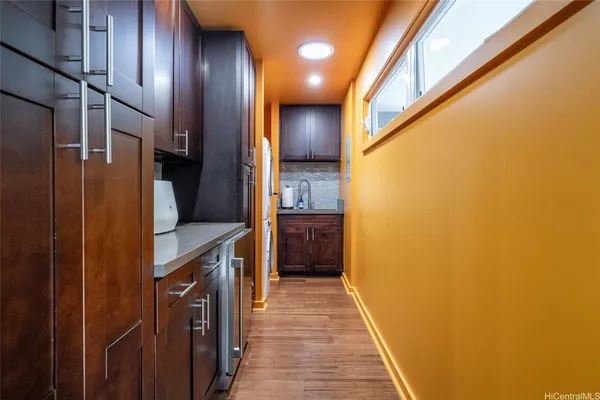 $2,458,000 | 427 Akoakoa Place, Kailua, HI 96734