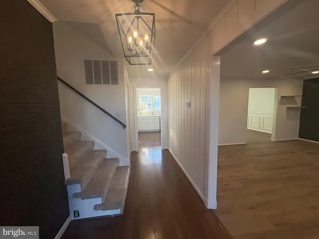 $3,850 | 119 East Padonia Road, Lutherville-Timonium, MD 21093