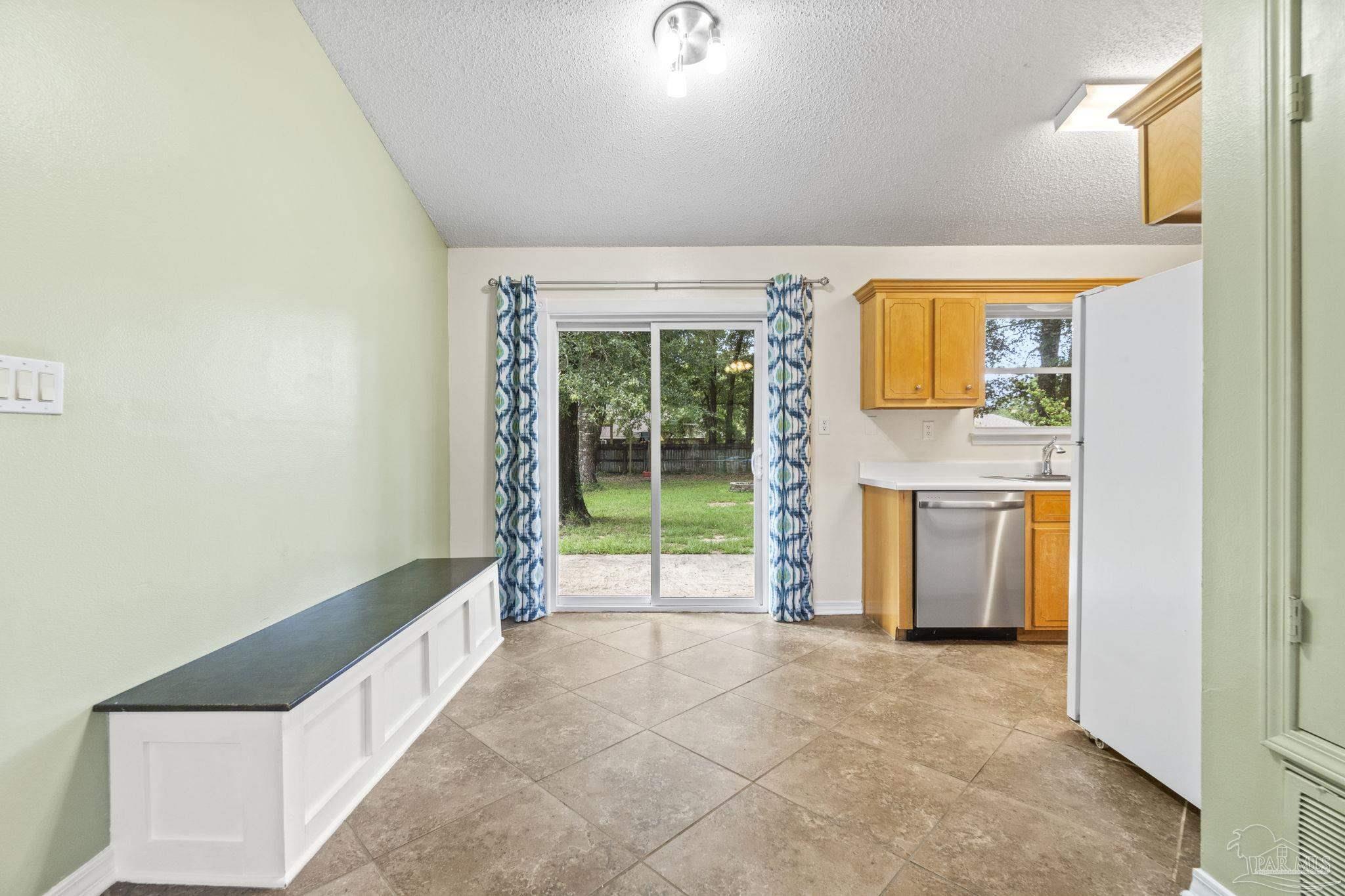 5725 Ridge Avenue Milton, FL 32583 - Photo 11 of 31 Gallery Image 11