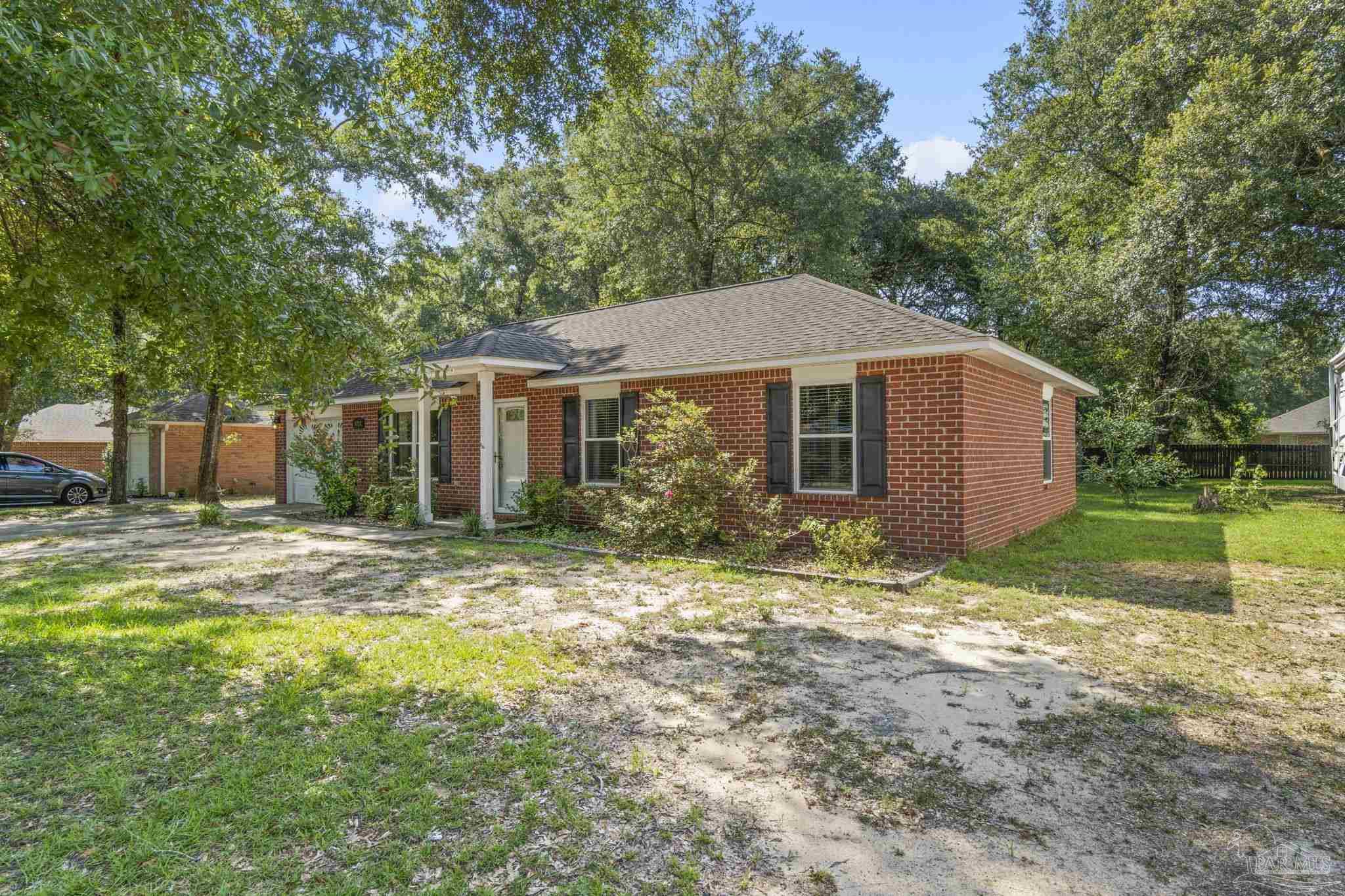 5725 Ridge Avenue Milton, FL 32583 - Photo 2 of 31 Gallery Image 2