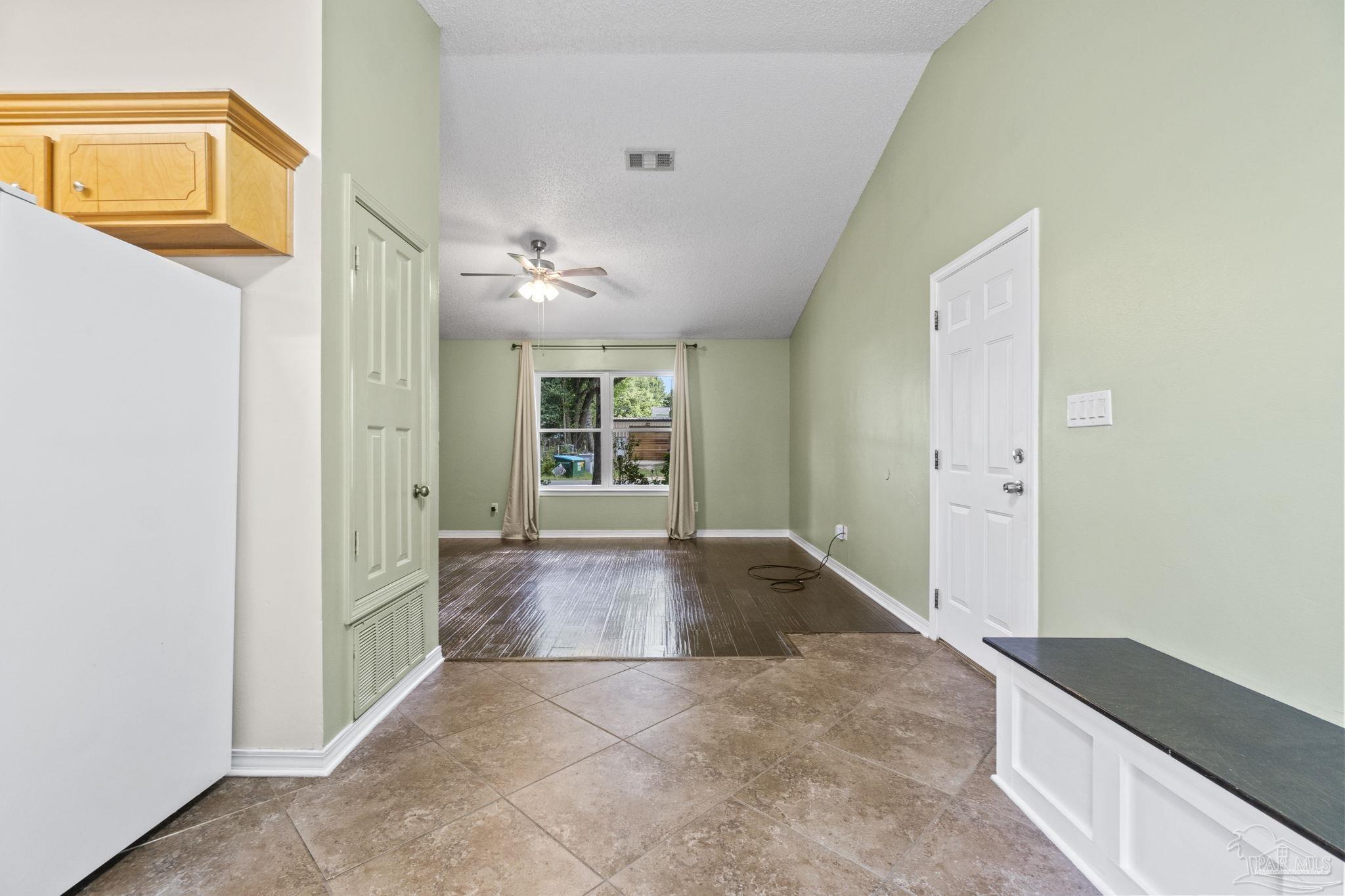 5725 Ridge Avenue Milton, FL 32583 - Photo 10 of 31 Gallery Image 10