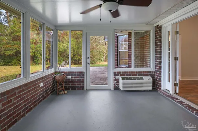 $925,000 | 4621 Riley Road, Milton, FL 32583