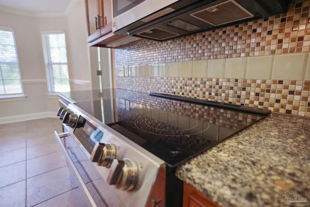 $925,000 | 4621 Riley Road, Milton, FL 32583