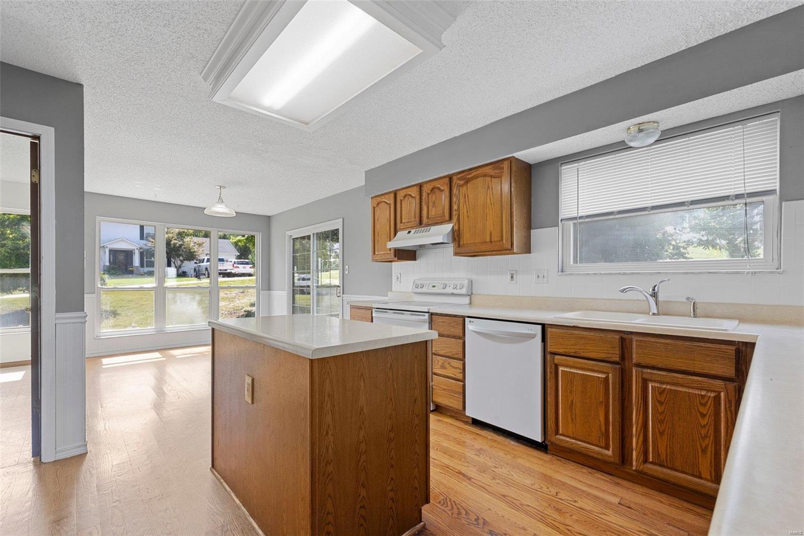 127 Whetstone Drive St. Charles, MO 63303 - Photo 12 of 41