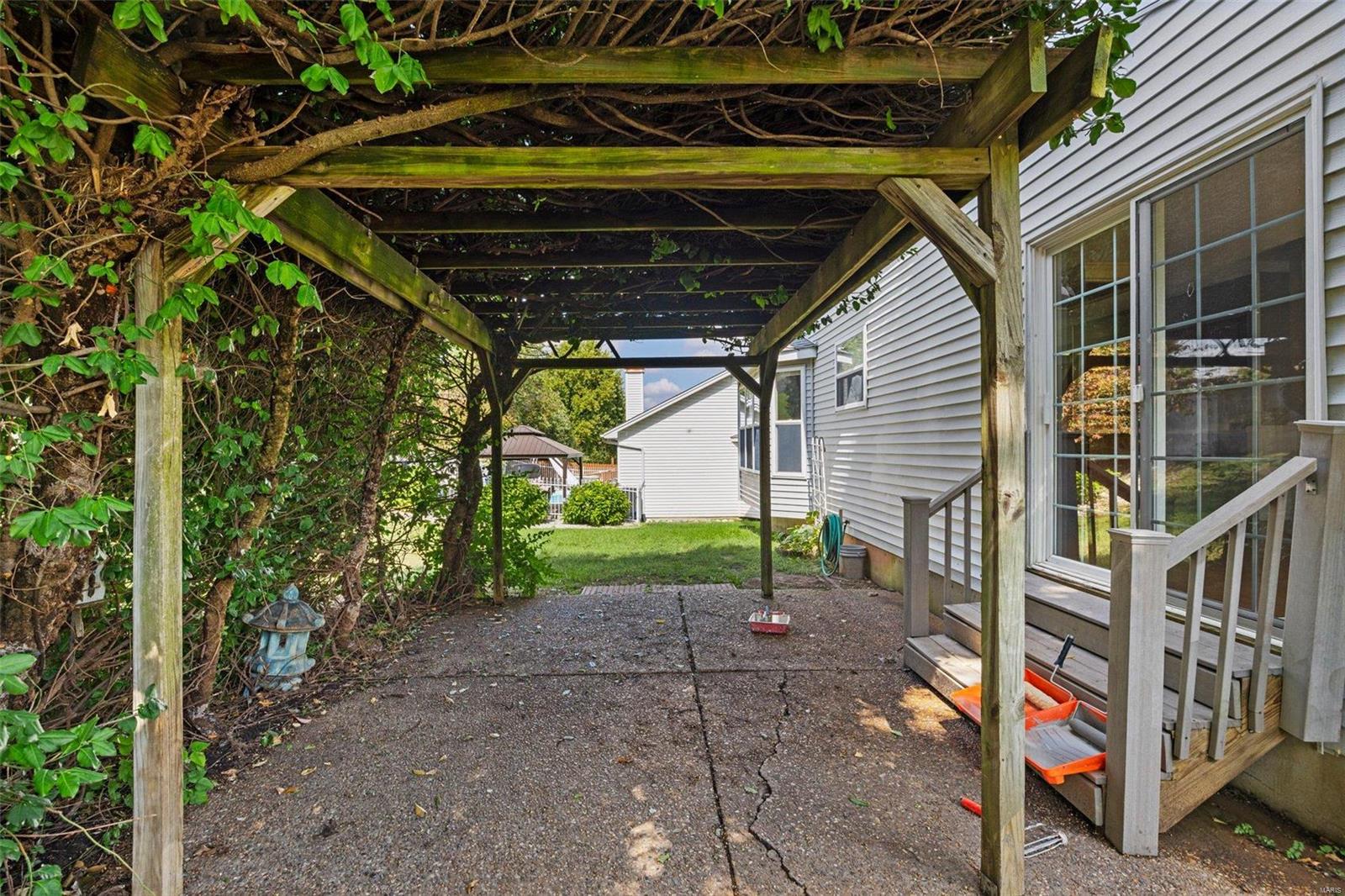 127 Whetstone Drive St. Charles, MO 63303 - Photo 37 of 41