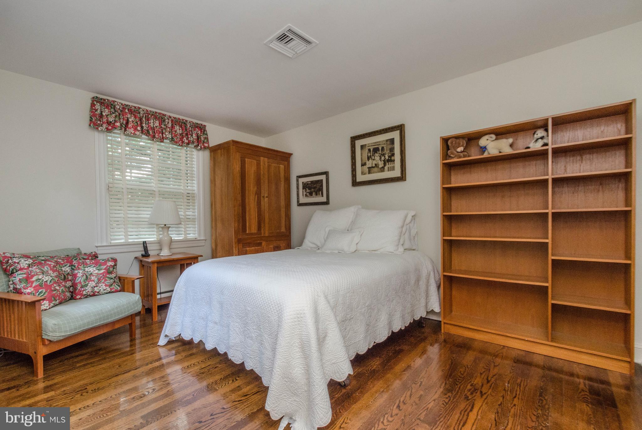 7812 Overbrook Road Ruxton, MD 21204 - Photo 19 of 28 Bedroom 3