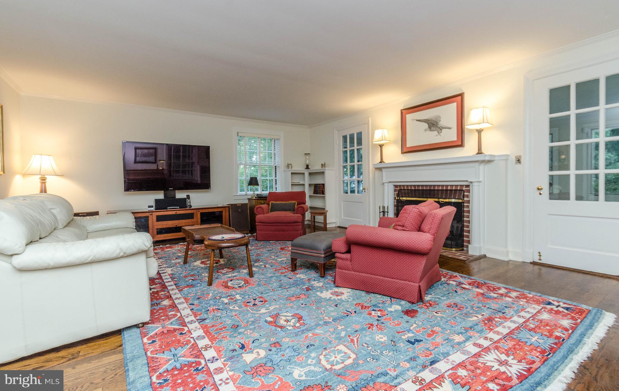 7812 Overbrook Road Ruxton, MD 21204 - Photo 6 of 28 Living Room
