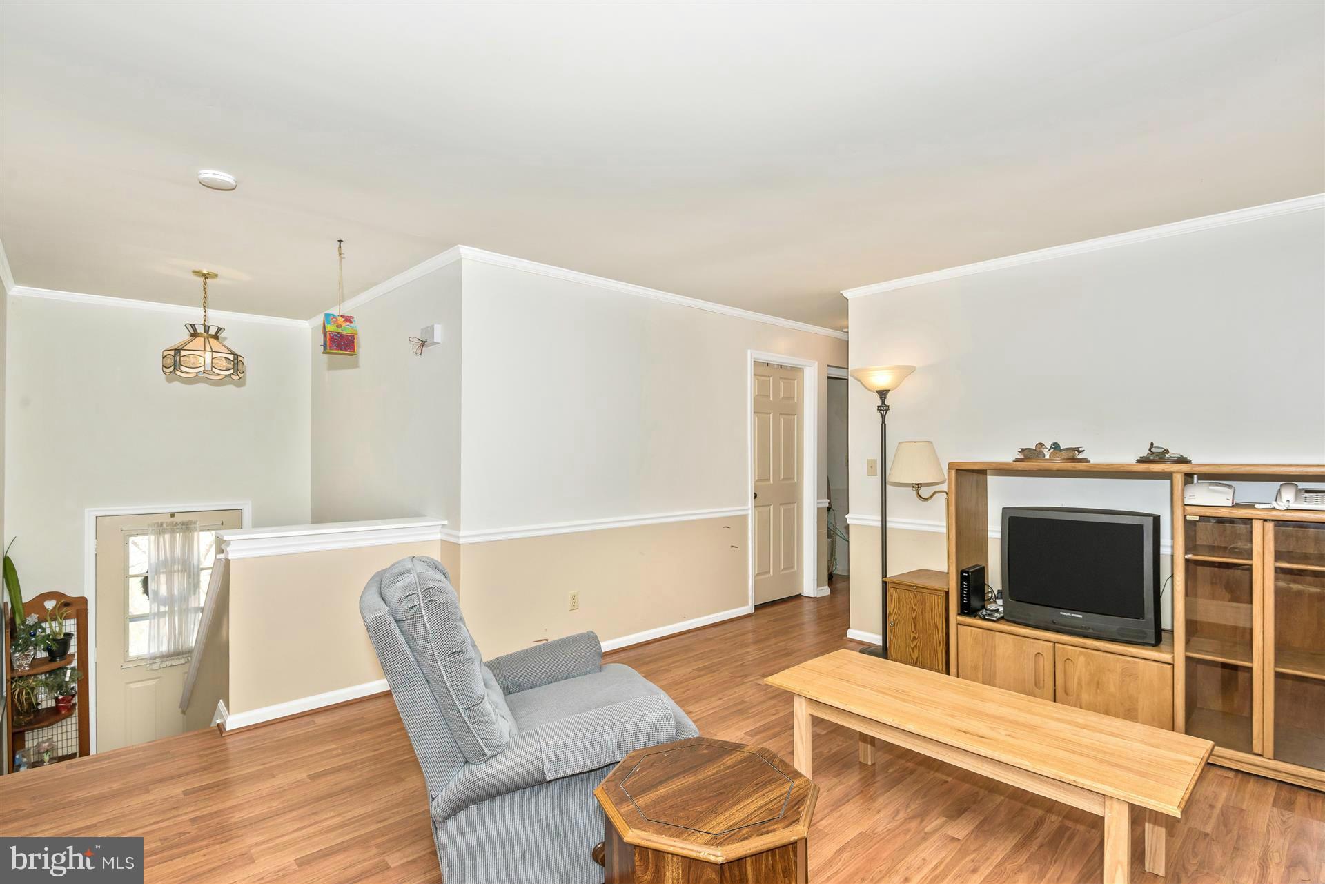 11809 Weller Road Monrovia, MD 21770 - Photo 12 of 30 Living Room