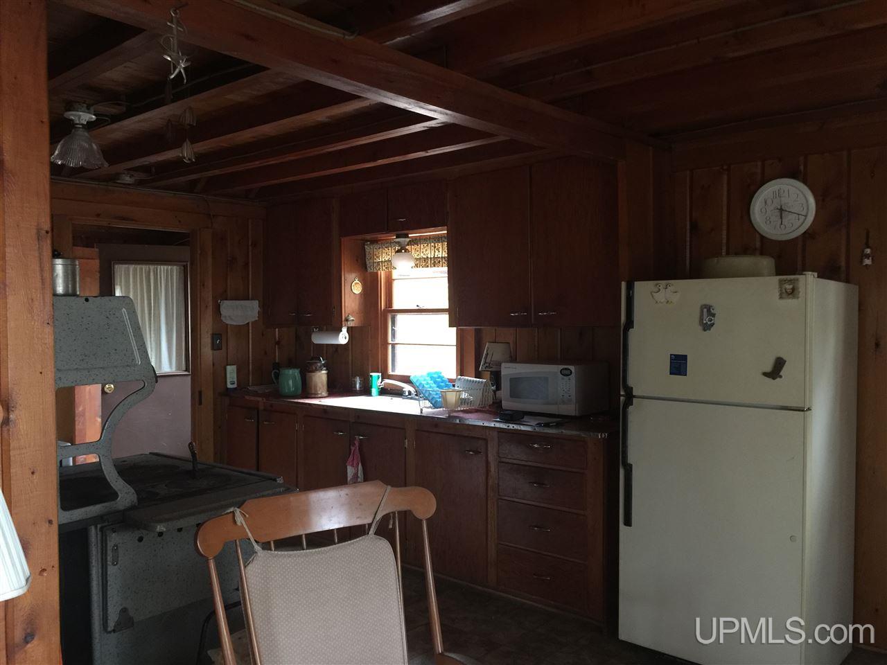 14107 West Peninsula Road Wetmore, MI 49895 - Photo 11 of 24