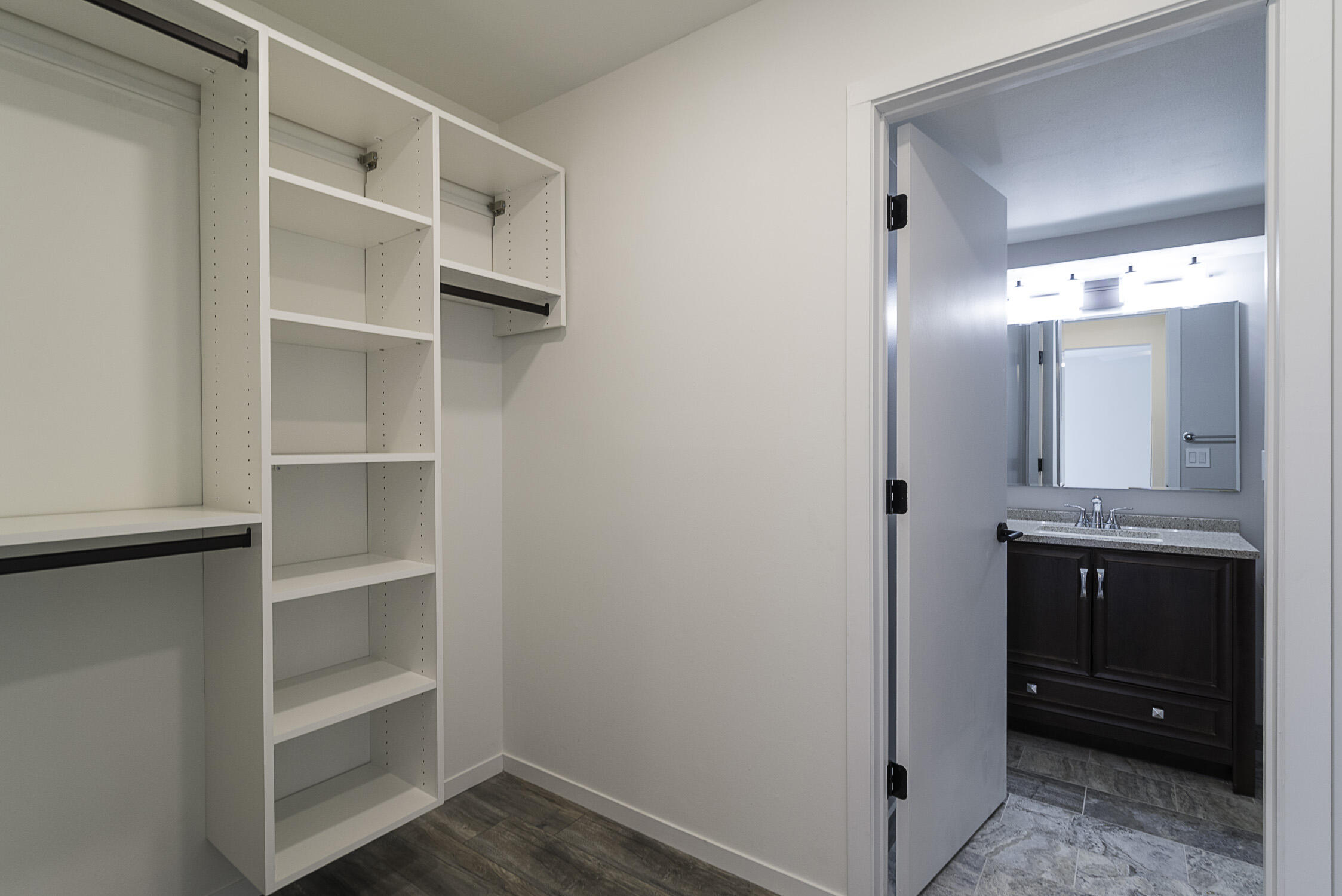 2124 Pauline Boulevard, Unit 205 Ann Arbor, MI 48103 - Photo 14 of 30 DSC_7156