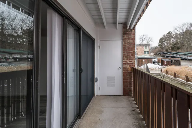 $1,900 | 2124 Pauline Boulevard, Unit 205, Ann Arbor, MI 48103