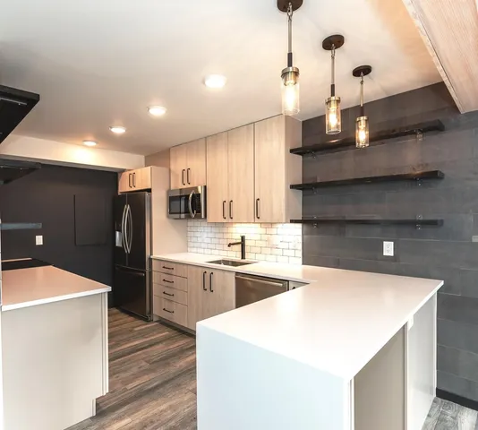 $1,900 | 2124 Pauline Boulevard, Unit 205, Ann Arbor, MI 48103