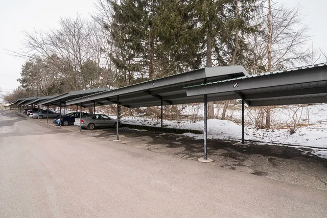 $1,900 | 2124 Pauline Boulevard, Unit 205, Ann Arbor, MI 48103