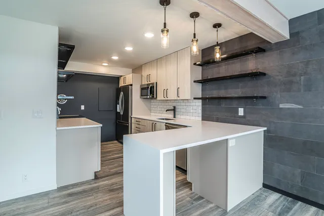 $1,900 | 2124 Pauline Boulevard, Unit 205, Ann Arbor, MI 48103