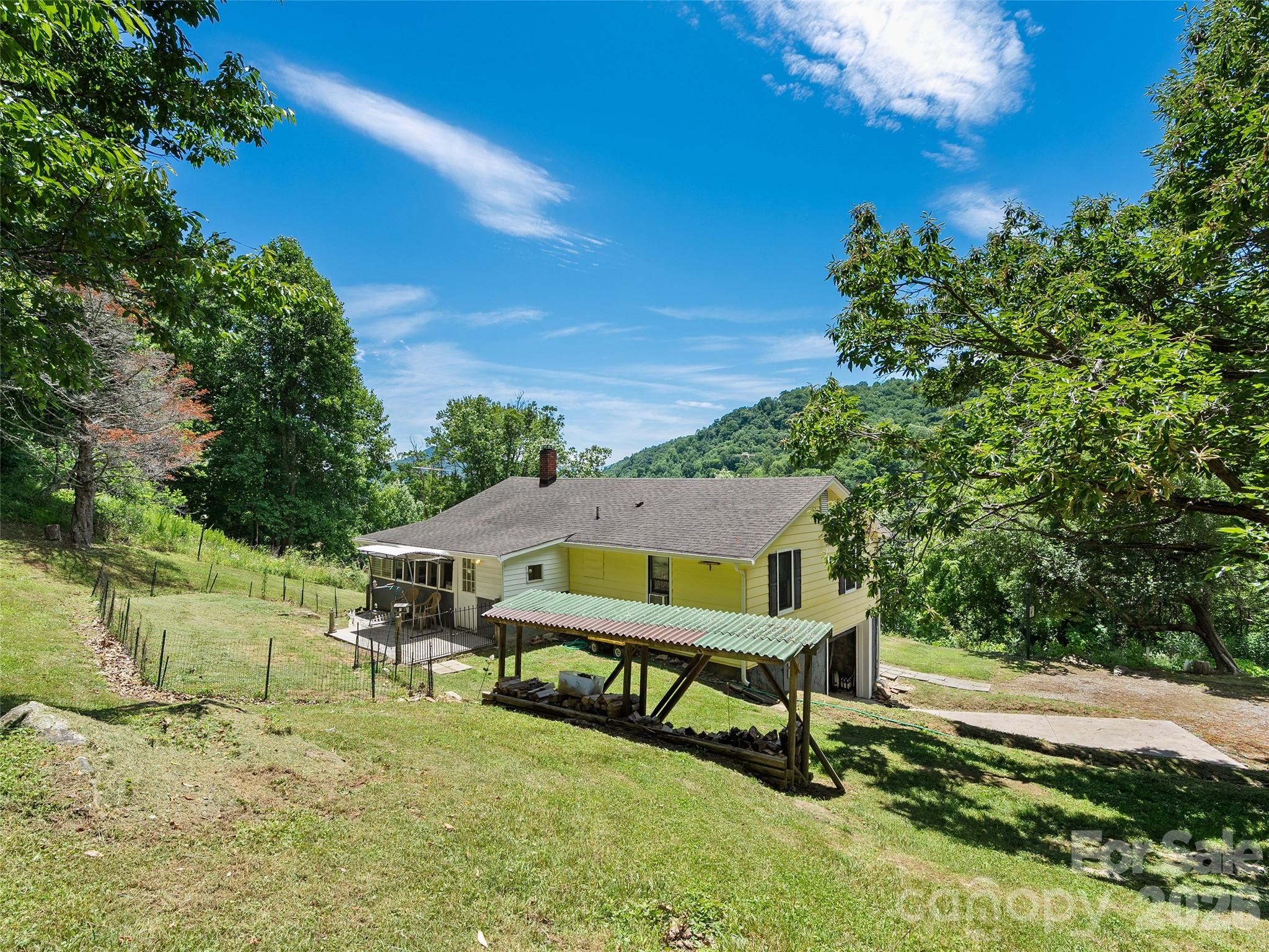2426 Wesley Creek Road Clyde, NC 28721 - Photo 20 of 30