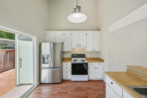 $425,000 | 734 Racquet Club Circle, Rohnert Park, CA 94928