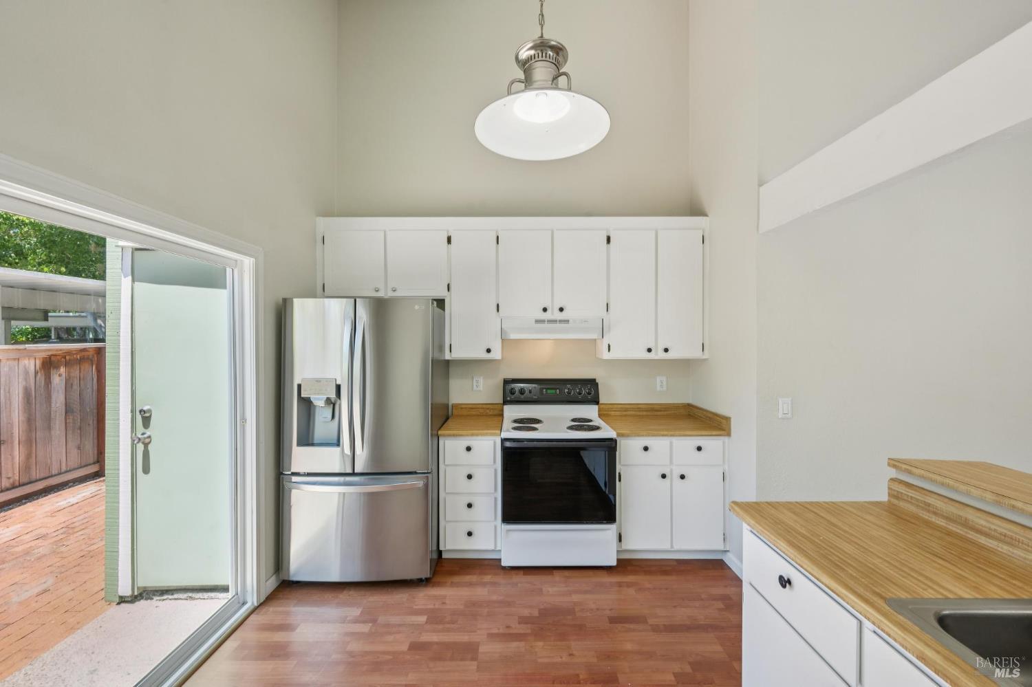 734 Racquet Club Circle Rohnert Park, CA 94928 - Photo 15 of 35