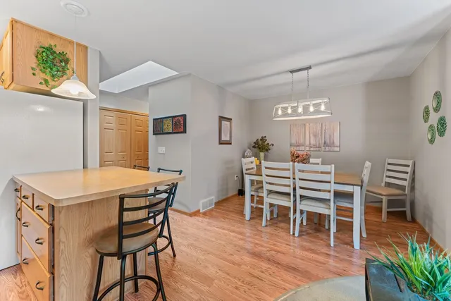 $289,000 | 1716 Hillcrest Drive, Baraboo, WI 53913