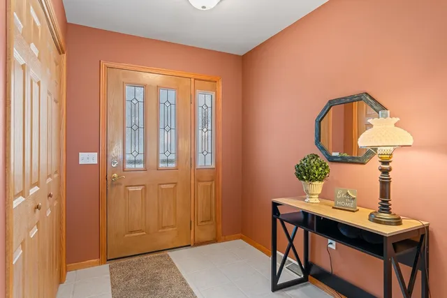 $289,000 | 1716 Hillcrest Drive, Baraboo, WI 53913