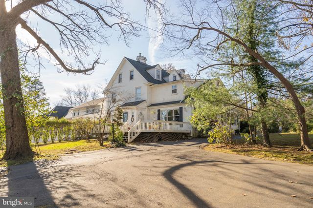 $490,000 | 93 South Rolling Road, Springfield, PA 19064