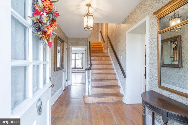 $490,000 | 93 South Rolling Road, Springfield, PA 19064