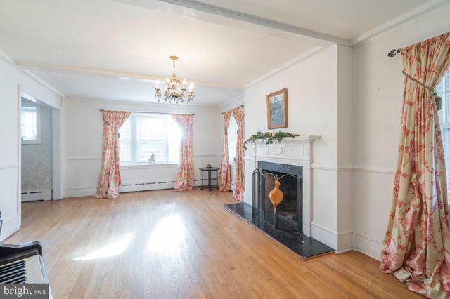 $490,000 | 93 South Rolling Road, Springfield, PA 19064