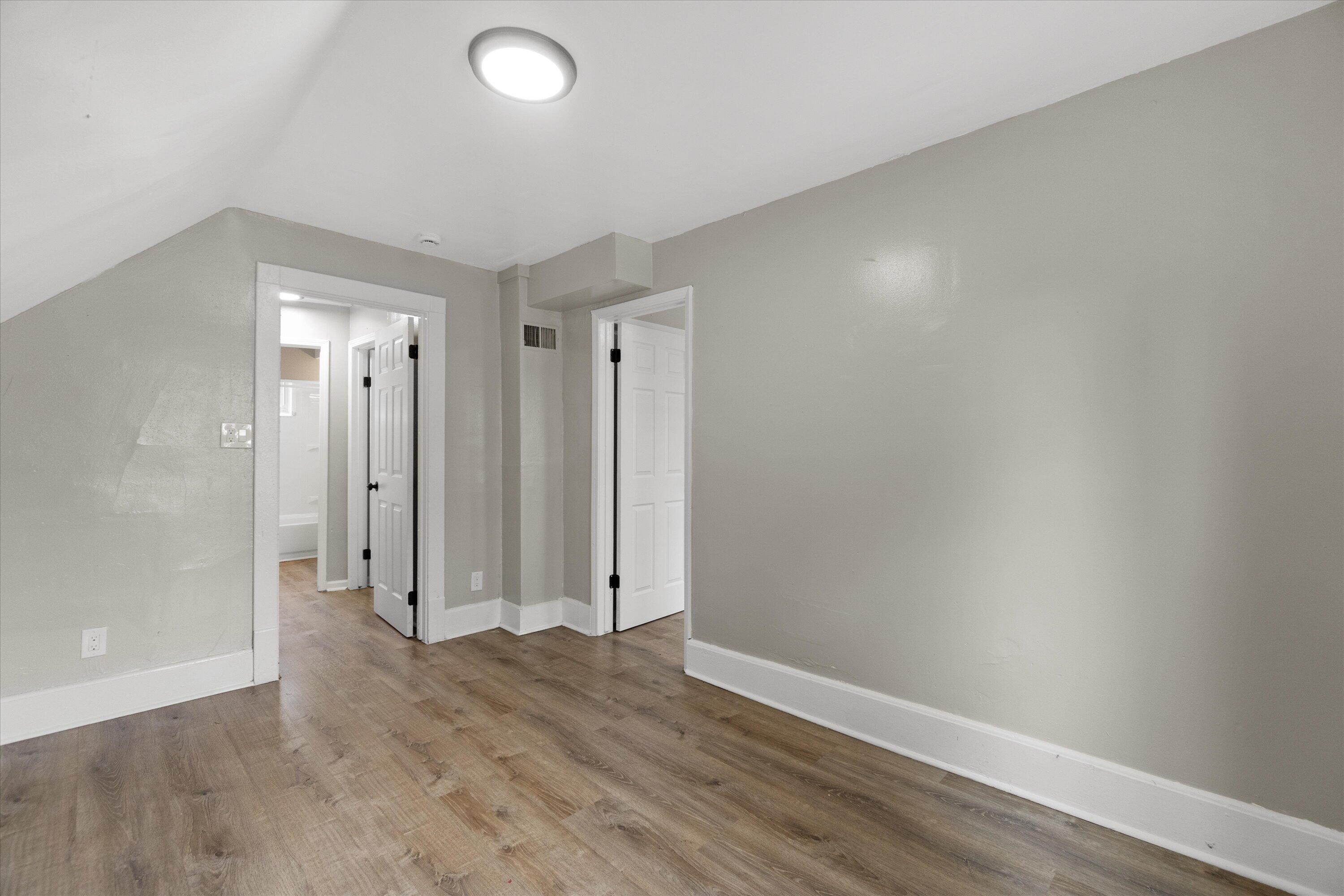 5676 North 43rd Street Milwaukee, WI 53209 - Photo 11 of 26 11-DSC06387