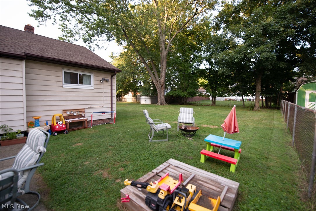 1147 Haverston Road Lyndhurst, OH 44124 - Photo 19 of 21