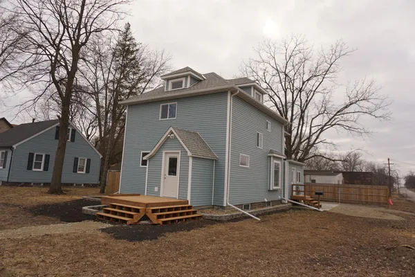 $279,000 | 90 5th Avenue Northwest, Wells, MN 56097